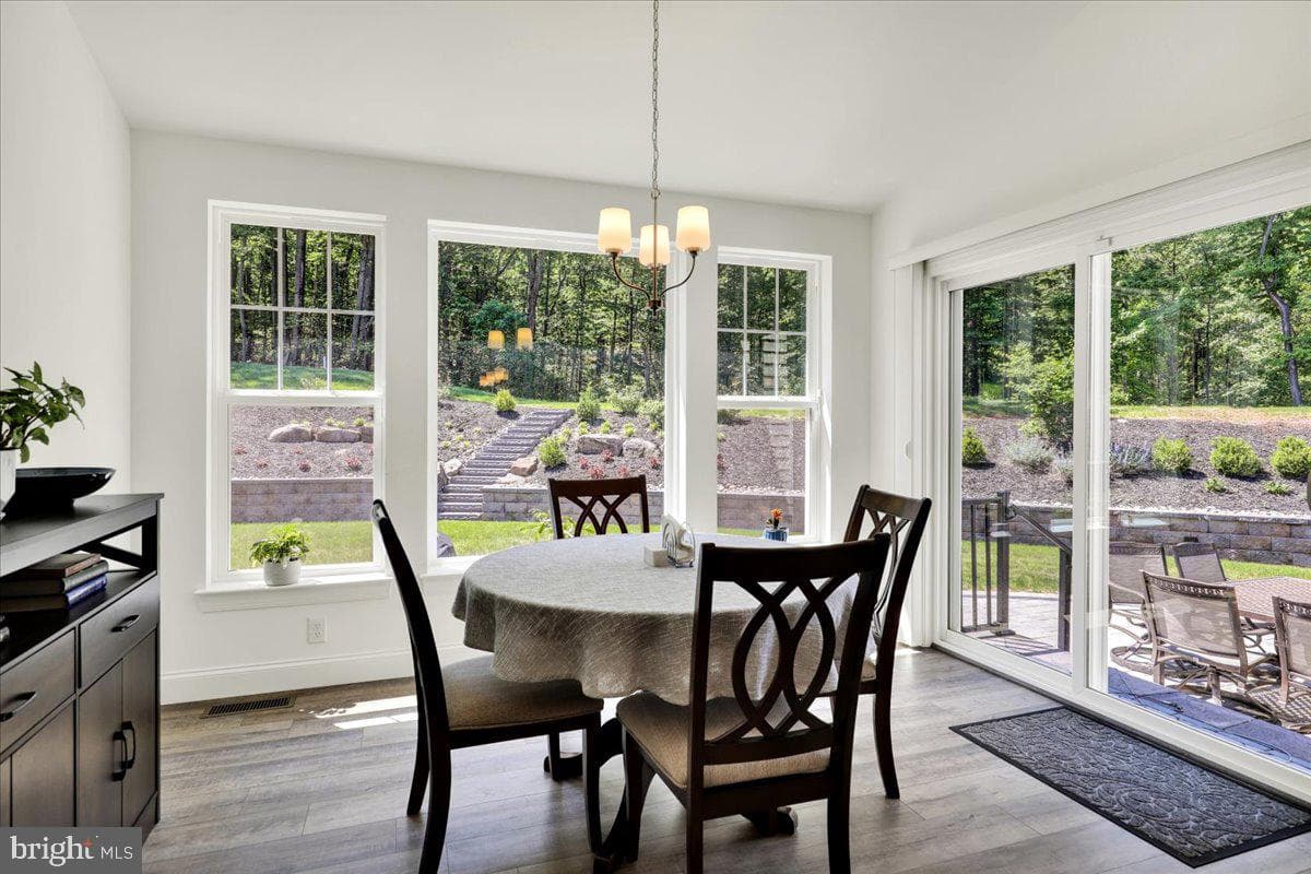 198 Oak Grove Road photo 21