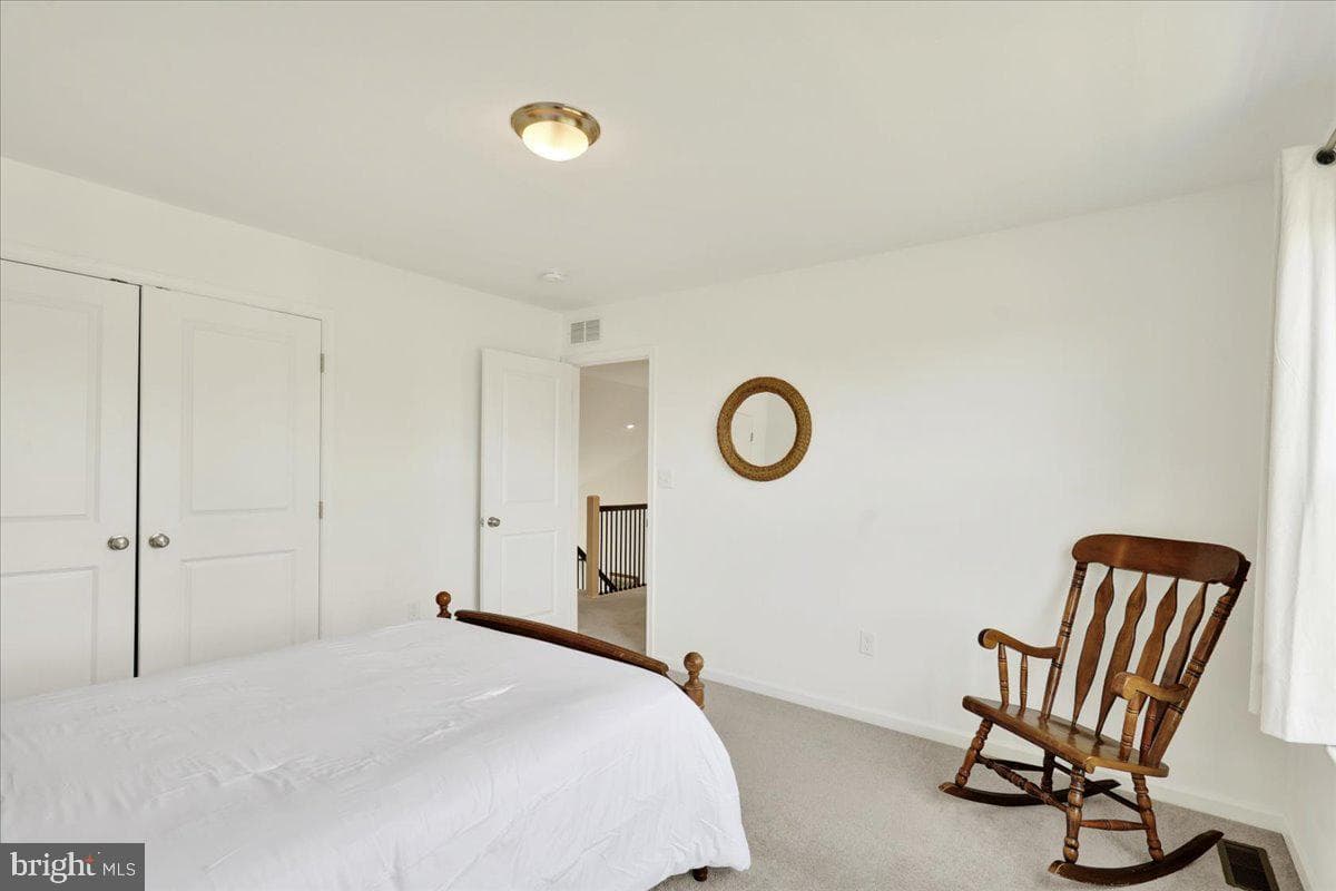 198 Oak Grove Road photo 36