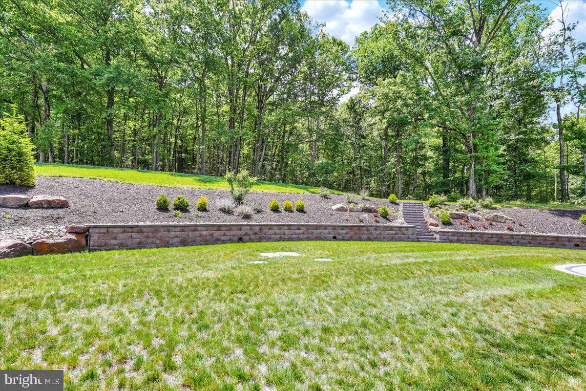 198 Oak Grove Road photo 45