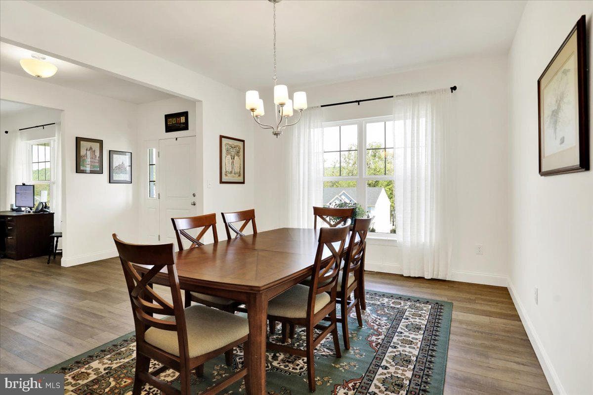 198 Oak Grove Road photo 9