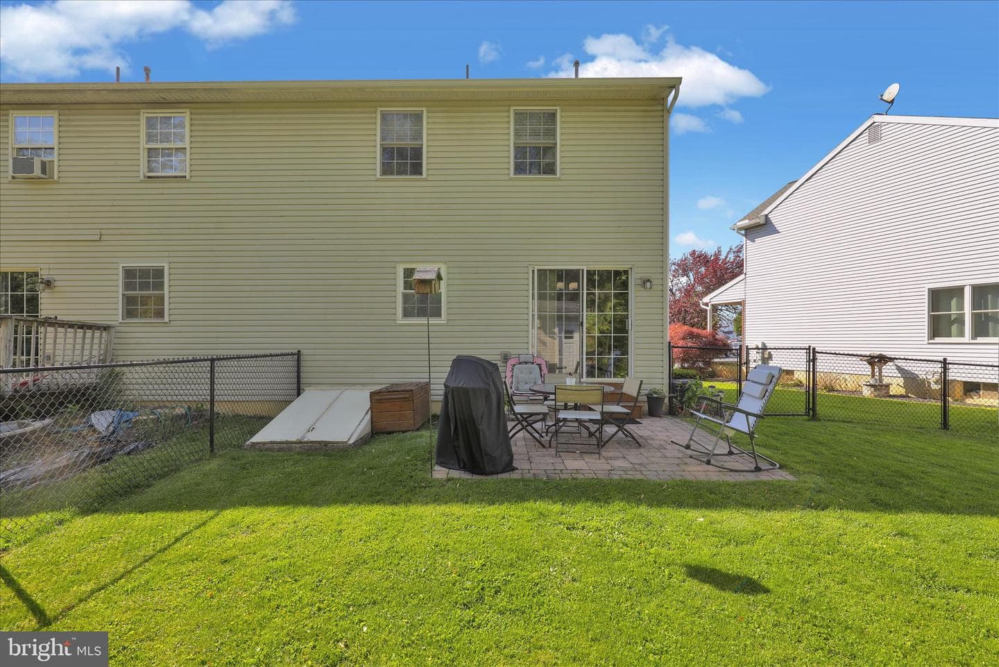 240 Hickory Drive photo 17