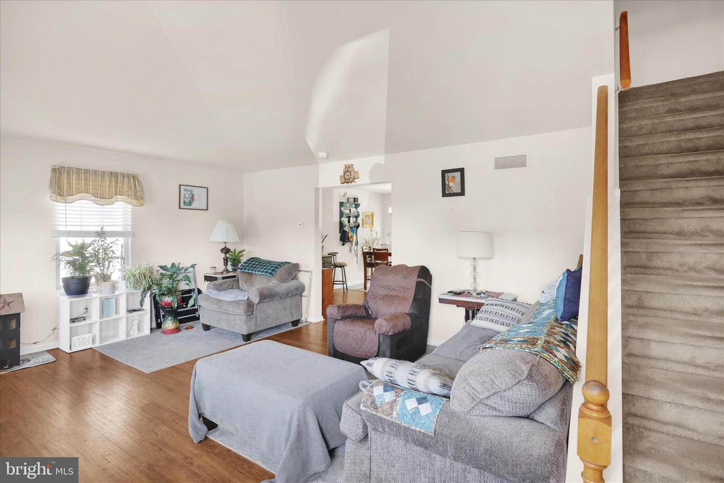 240 Hickory Drive photo 4