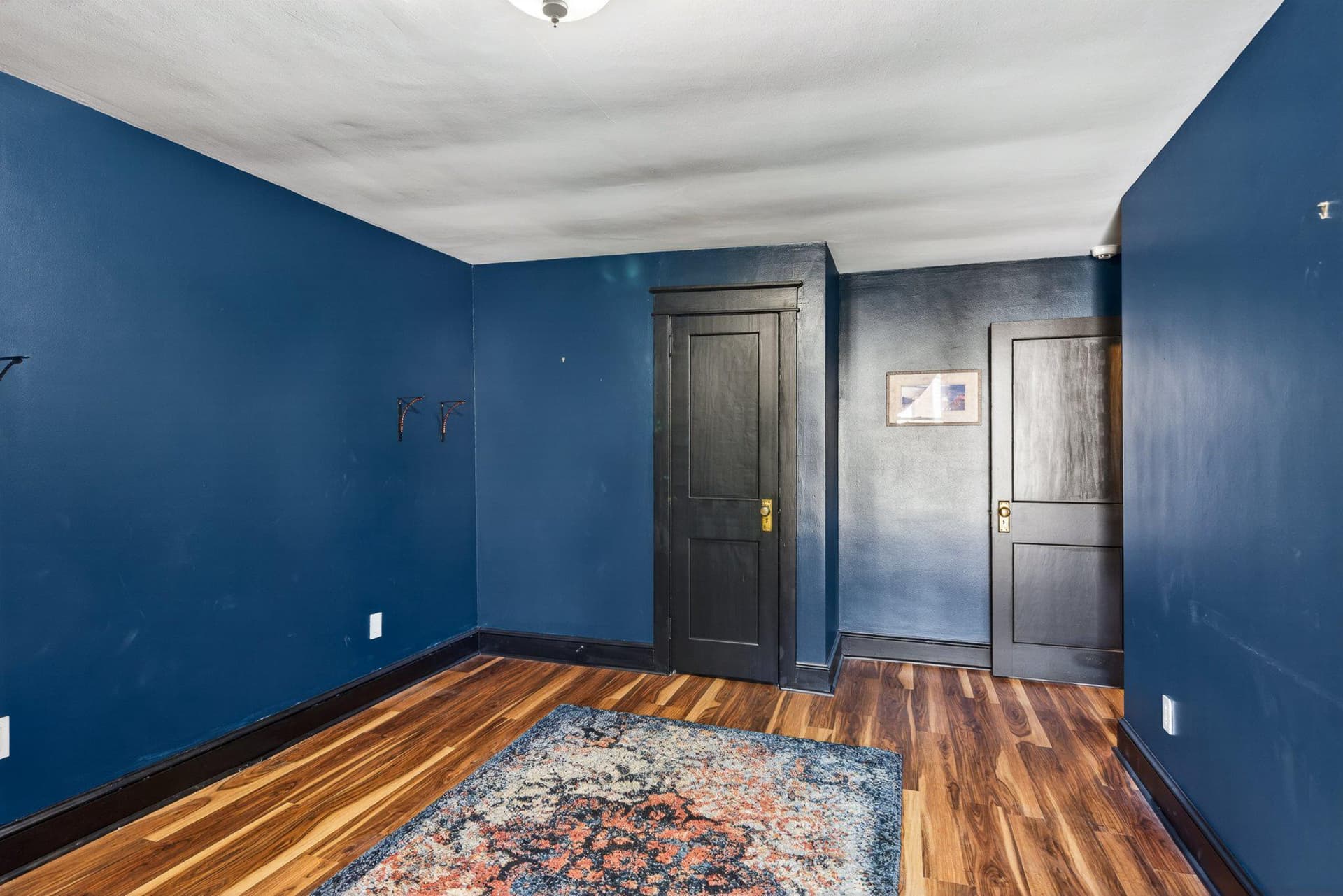 726 N Temple Boulevard photo 38