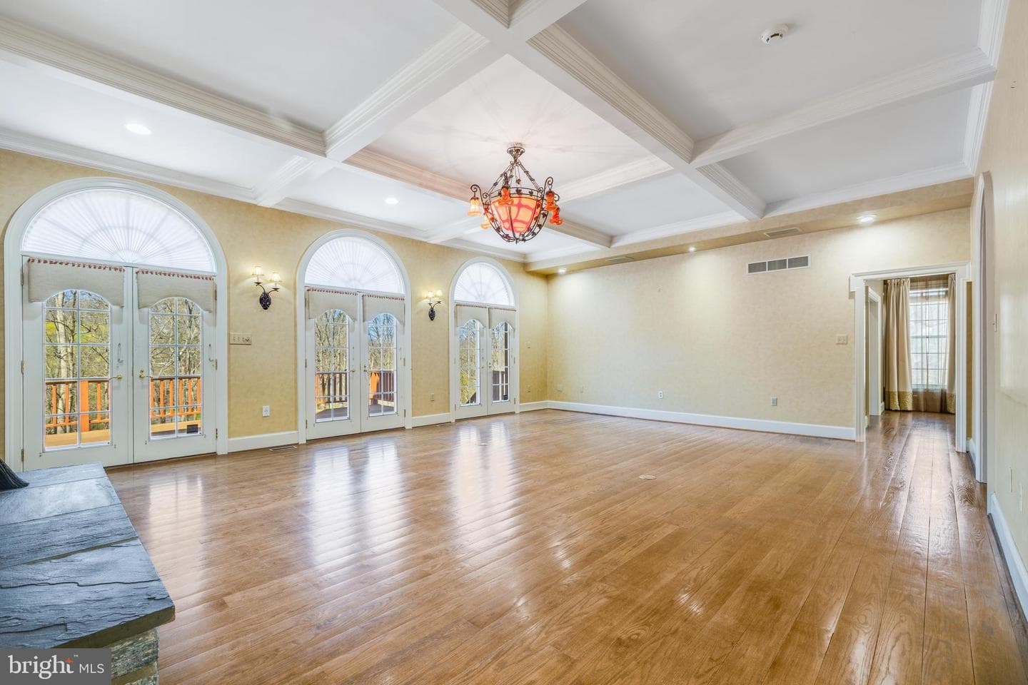 1821 Museum Road photo 10