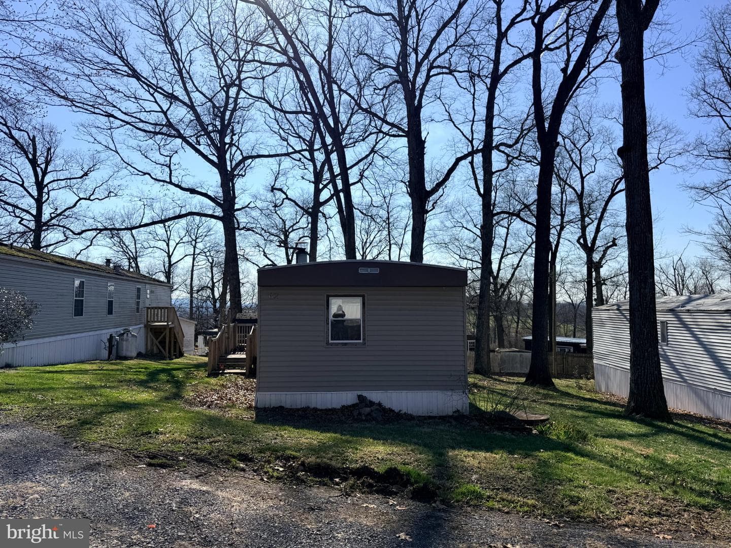 62 Upper Loop Road photo 2