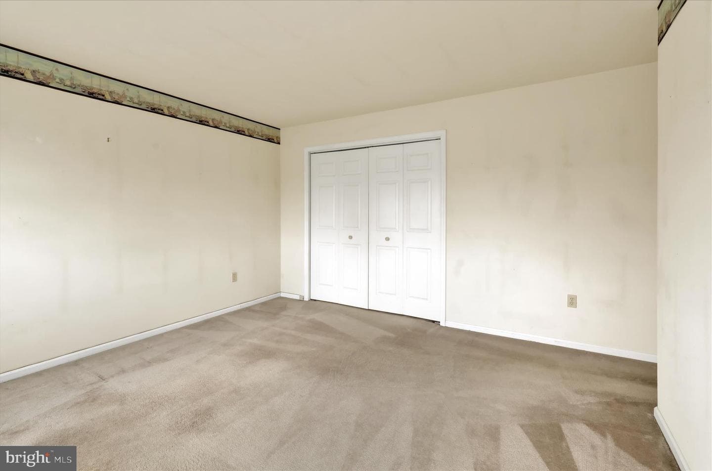 601 Maplewood Drive photo 30