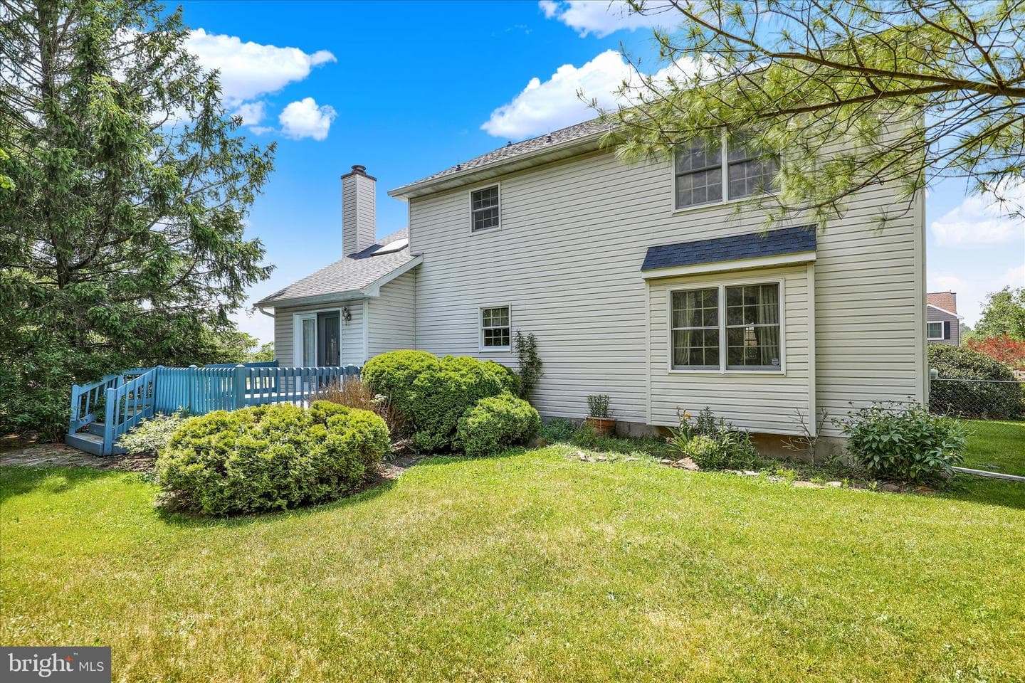 601 Maplewood Drive photo 39