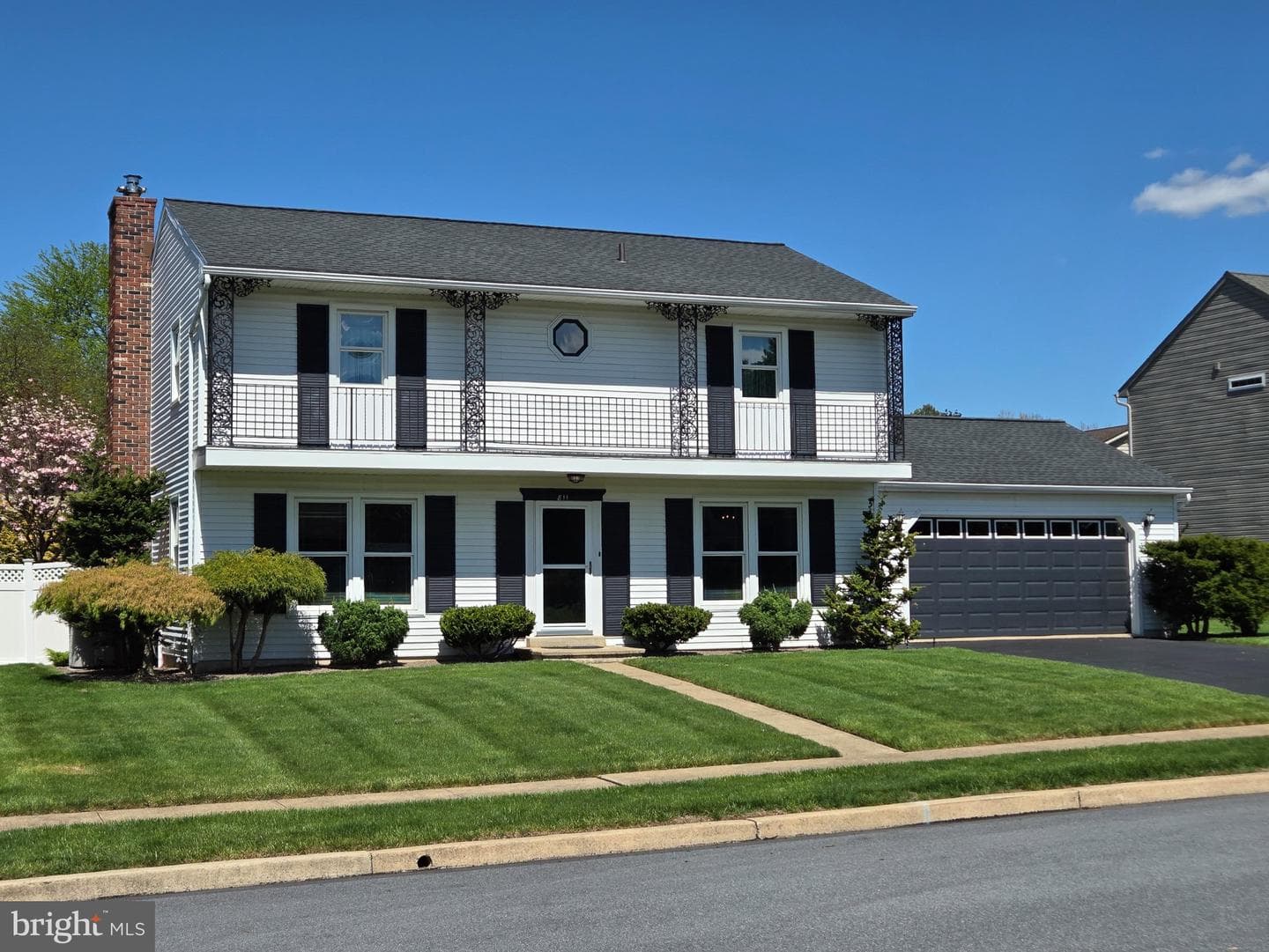 811 Carman Drive photo 3