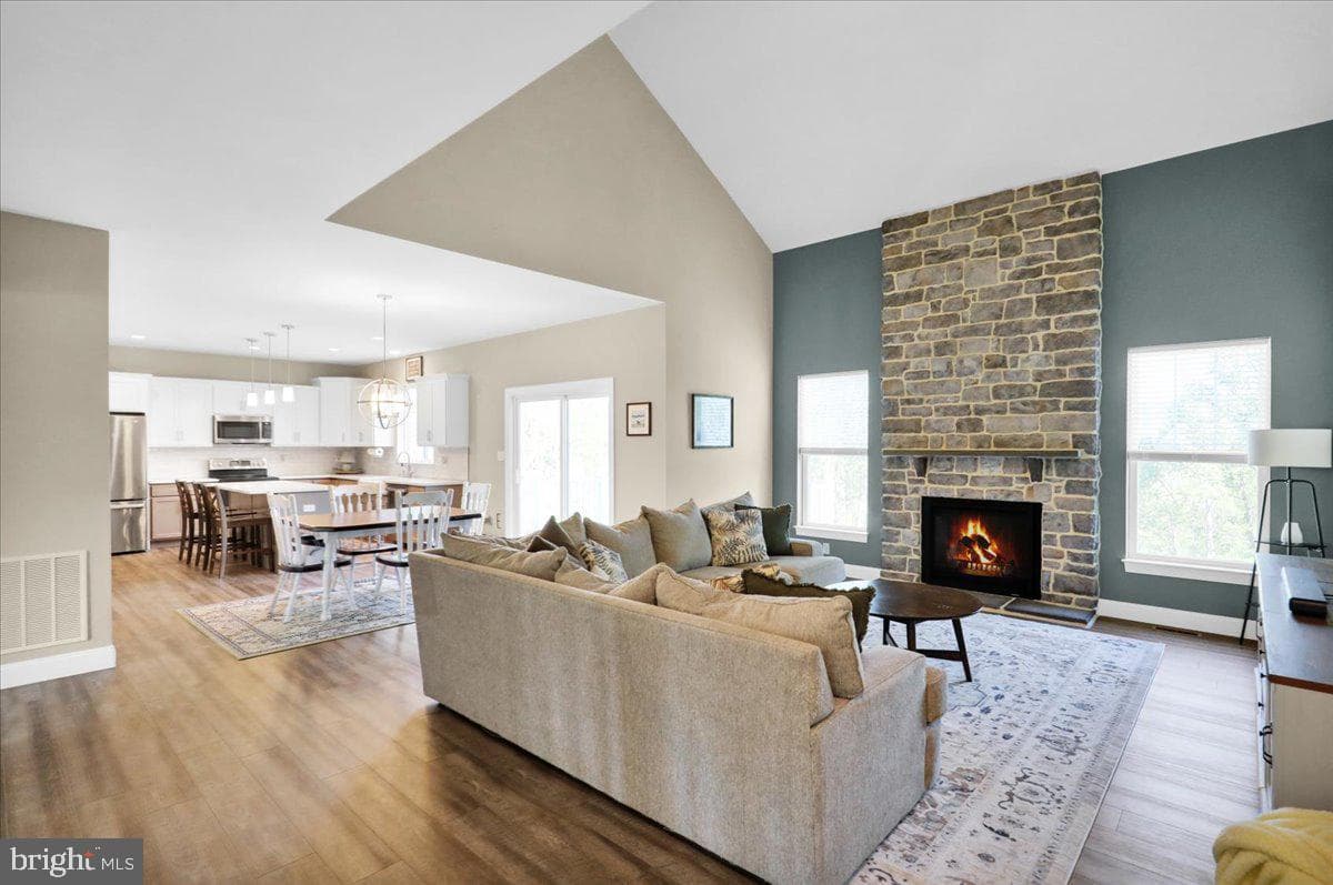 185 Oak Grove Road photo 14