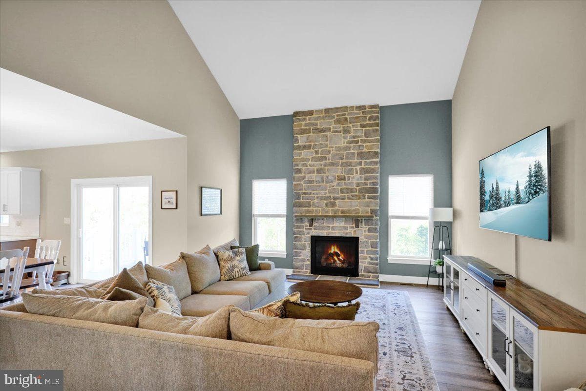 185 Oak Grove Road photo 15