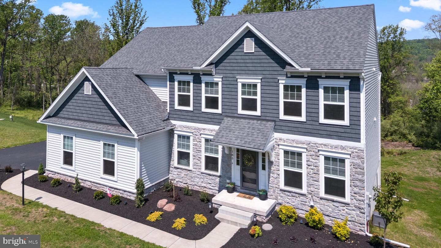185 Oak Grove Road photo 2