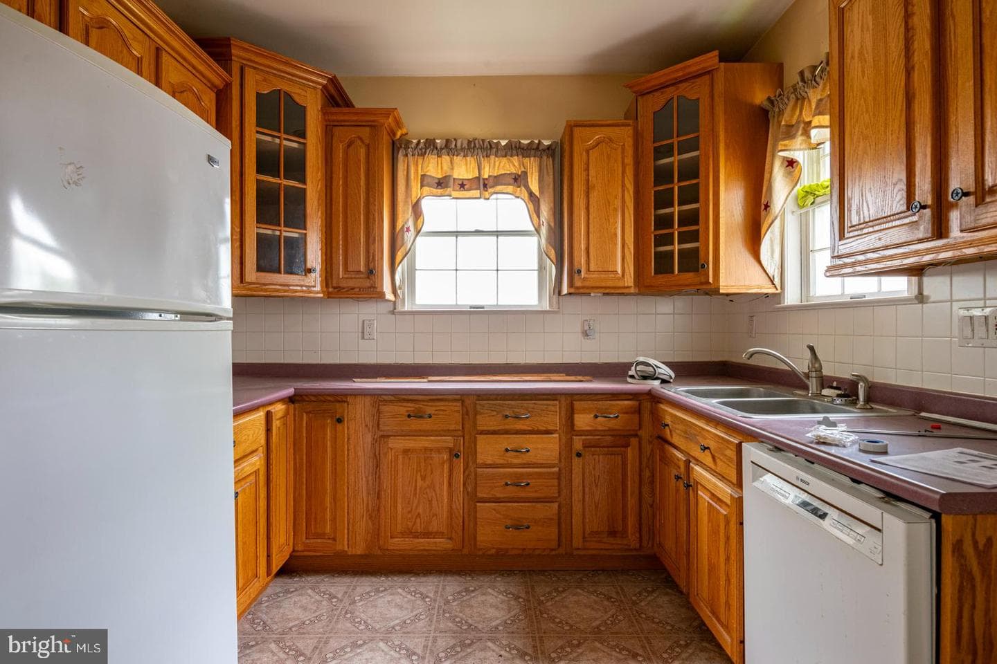209 W Franklin Street photo 9