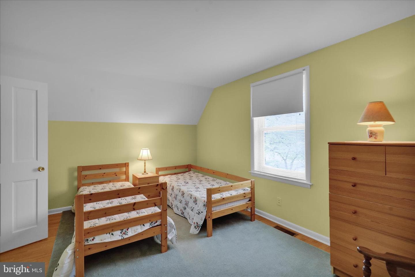 1818 Squire Court photo 23