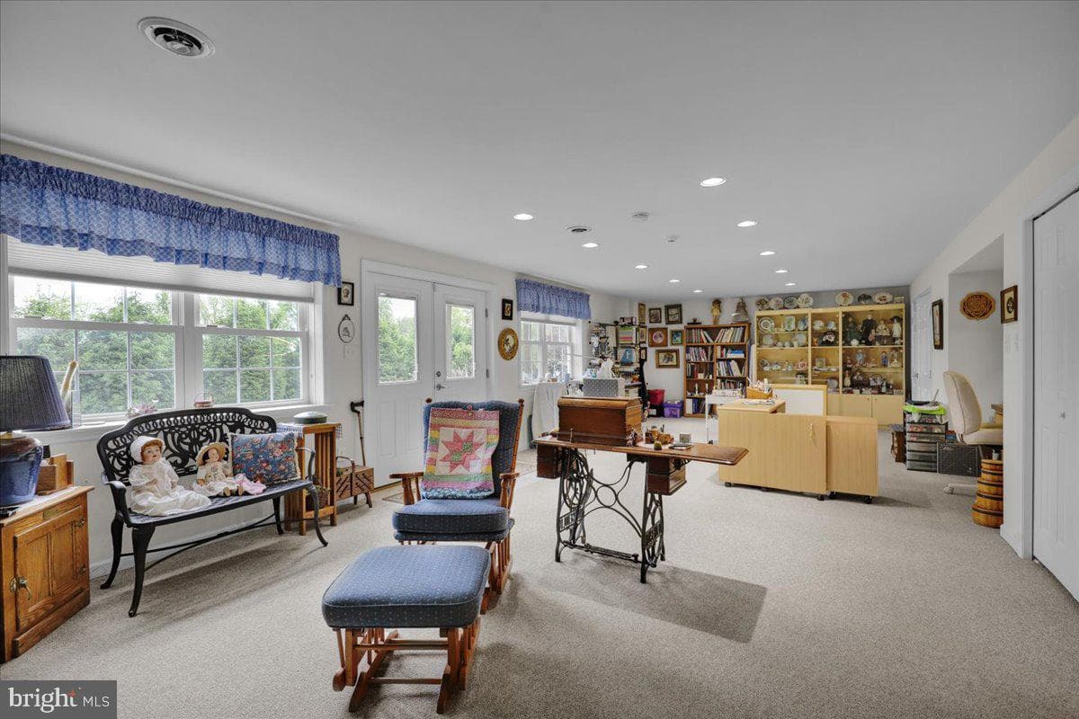 415 Westbury Drive photo 27