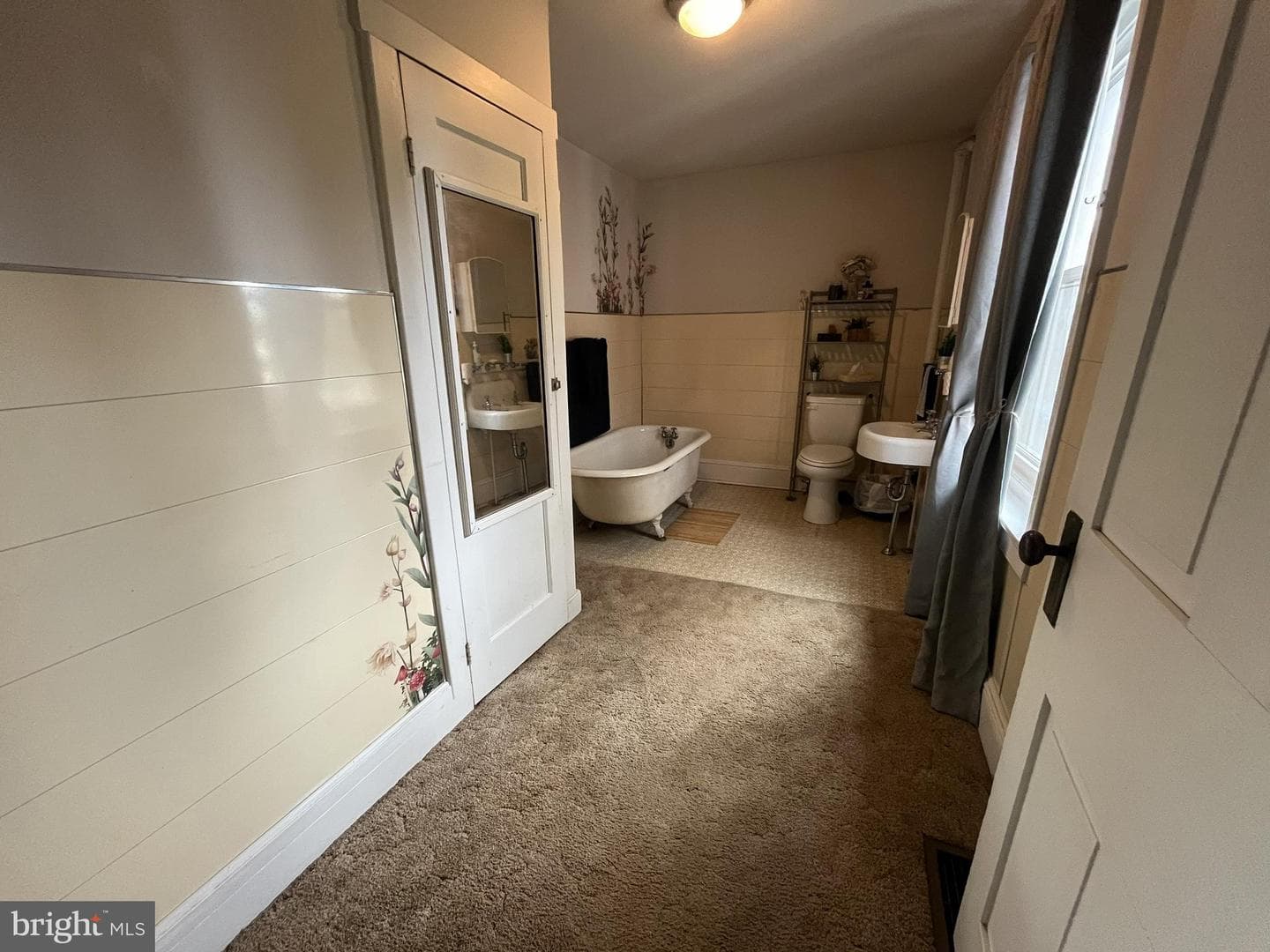 311 W High Street photo 10