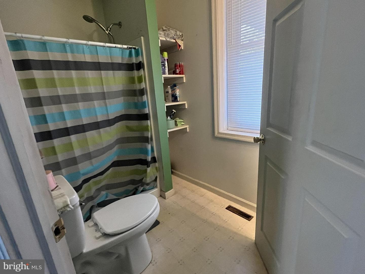 311 W High Street photo 8