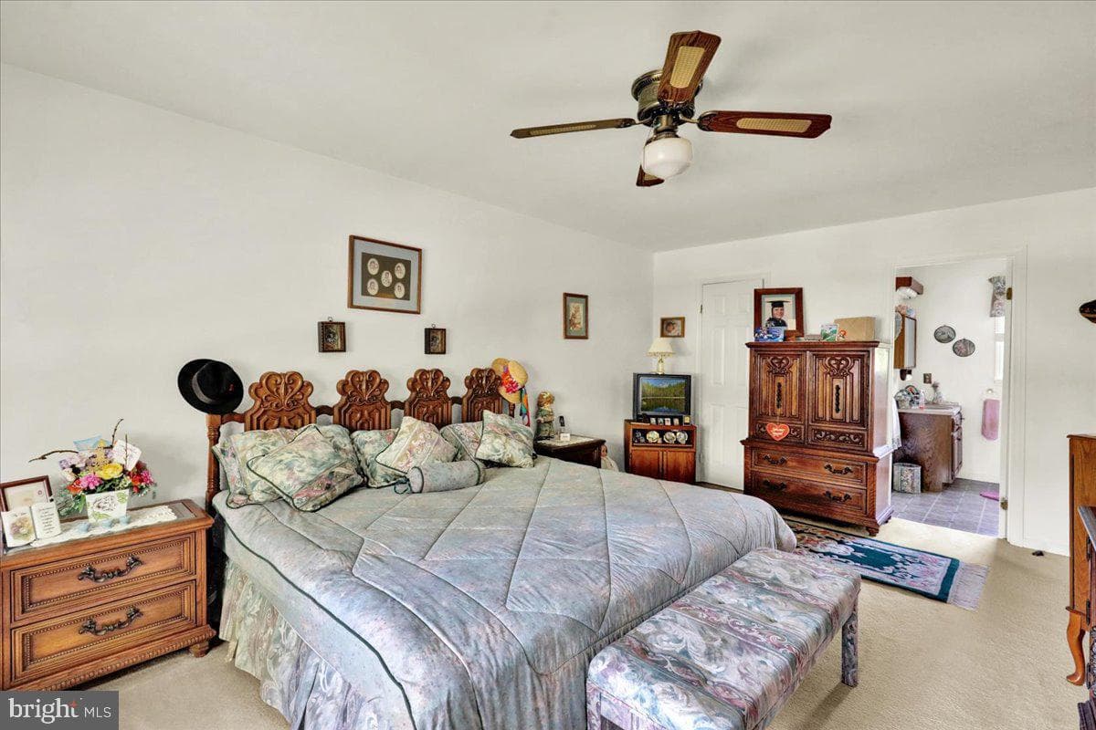 2019 Lincoln Court photo 22