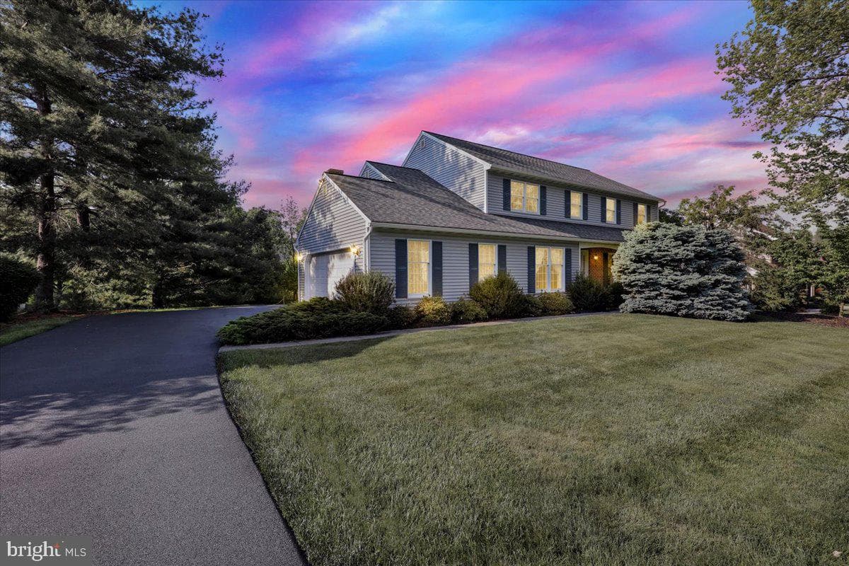2019 Lincoln Court photo 34