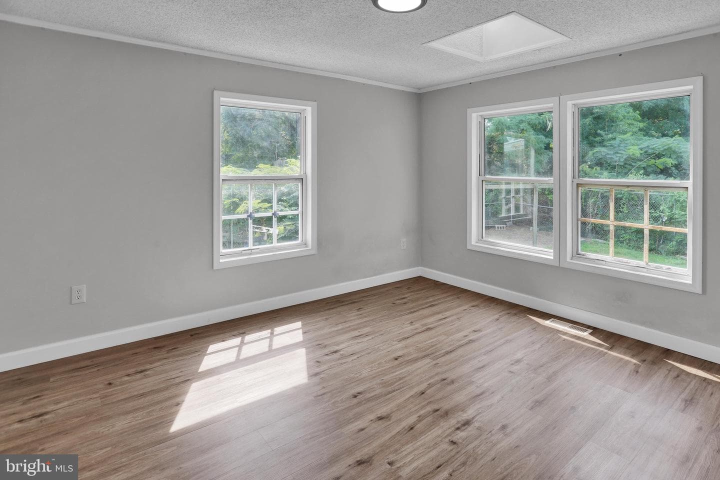 411 Belt Line Avenue photo 27