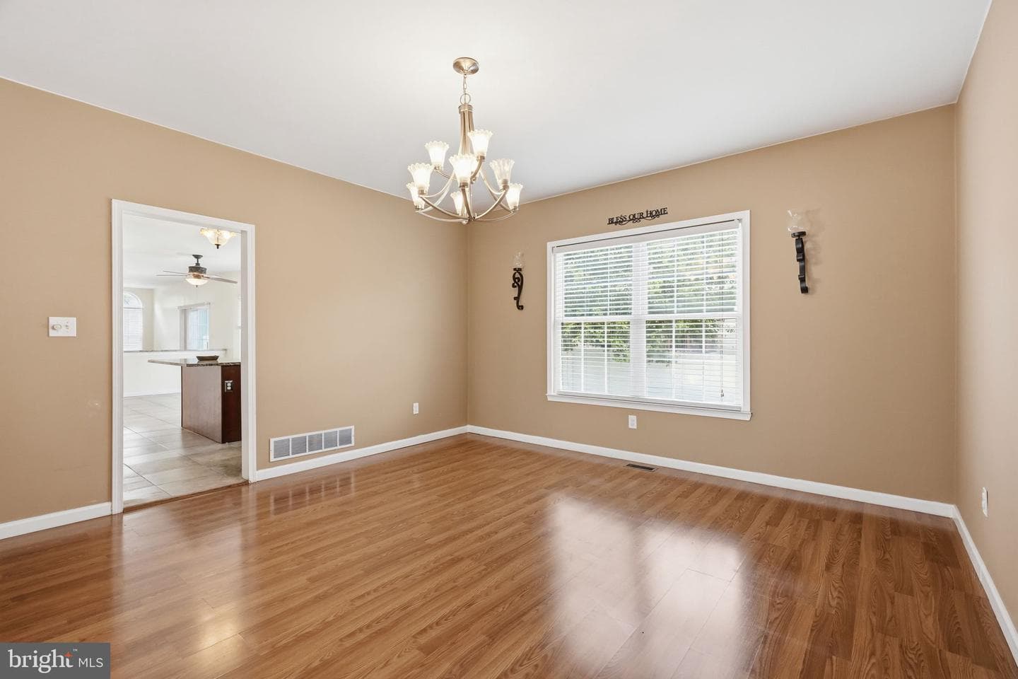 605 Georgia Avenue photo 12