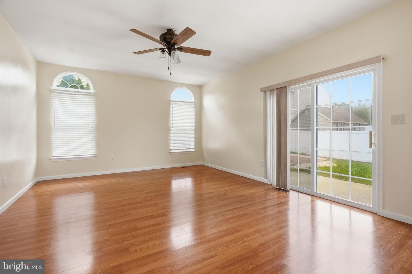 605 Georgia Avenue photo 20