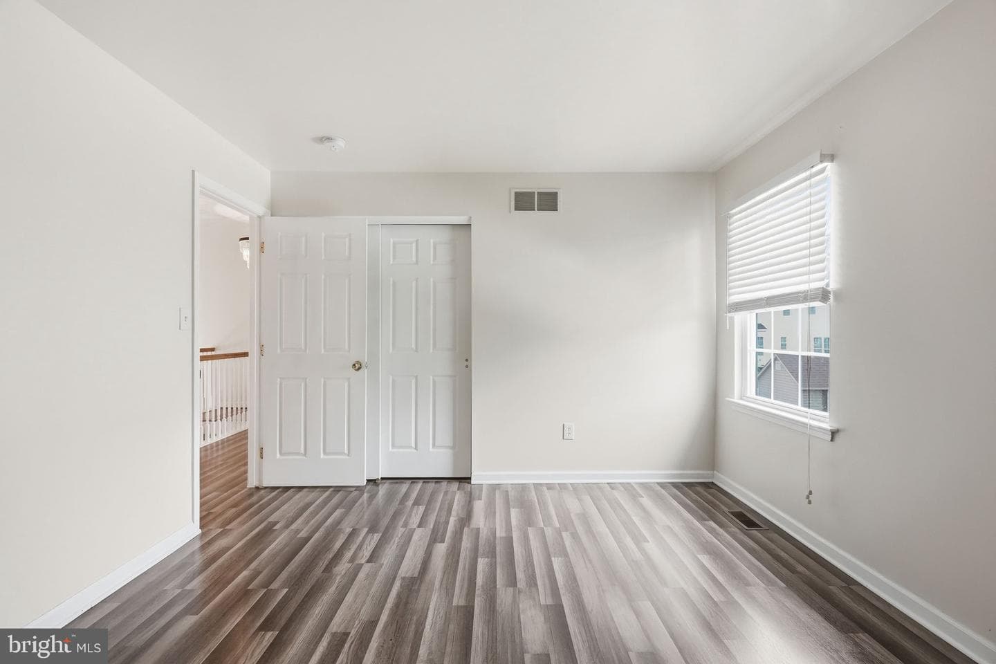 605 Georgia Avenue photo 37
