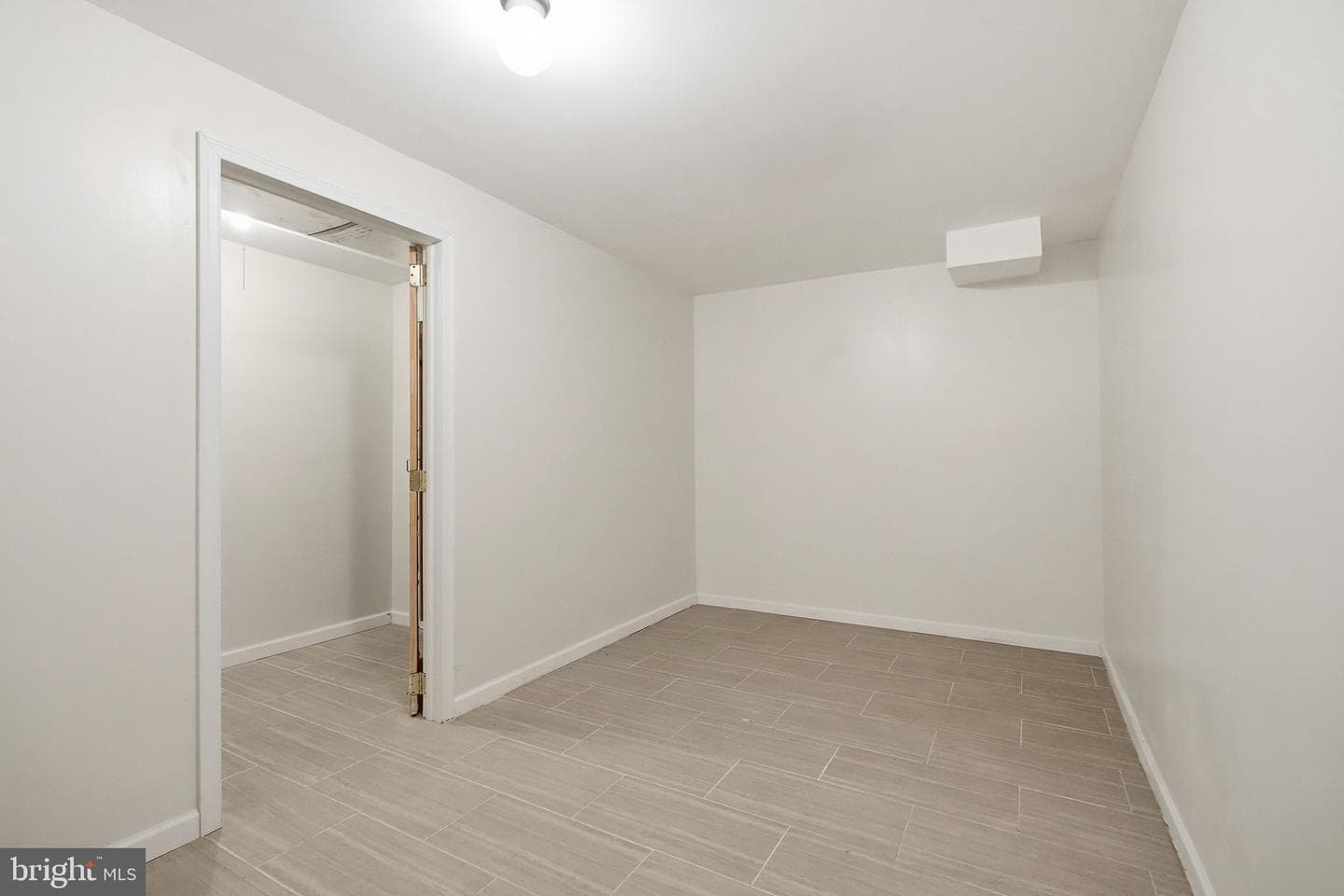 605 Georgia Avenue photo 50
