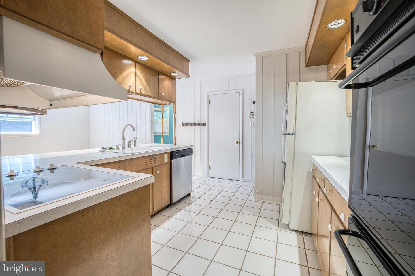 150 Hillcrest Road photo 17