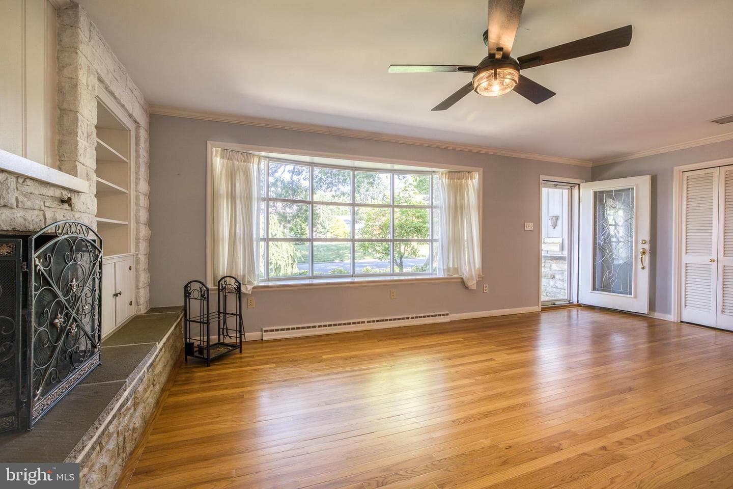 150 Hillcrest Road photo 5