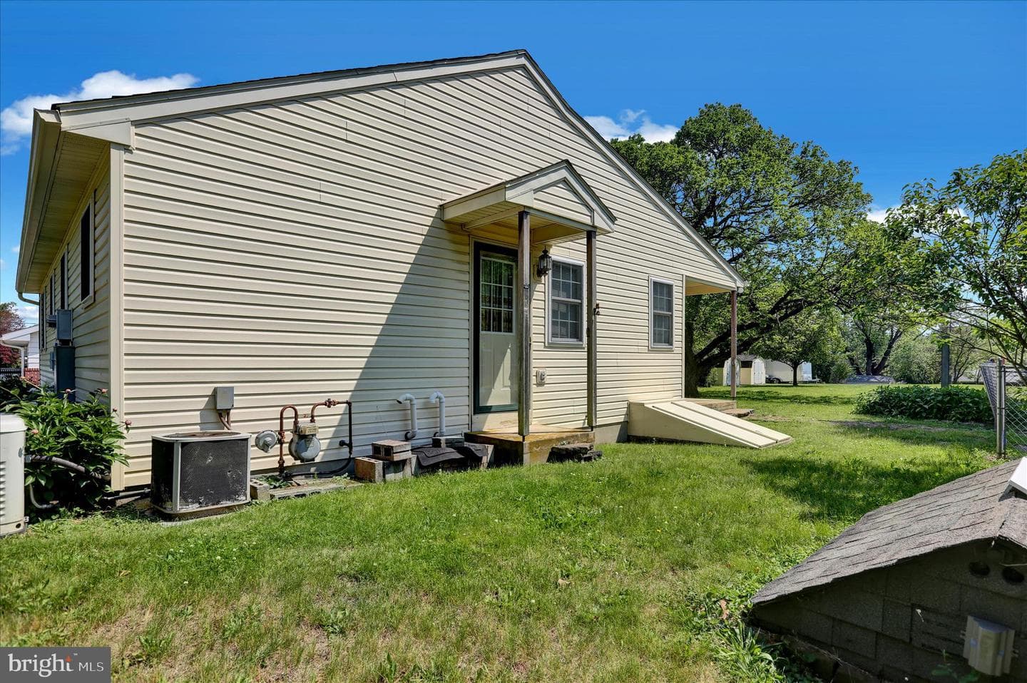 359 Gibraltar Rd photo 24