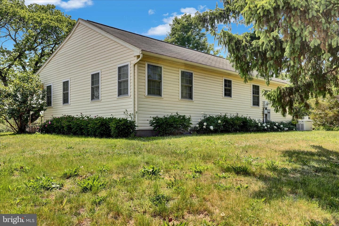 359 Gibraltar Rd photo 25