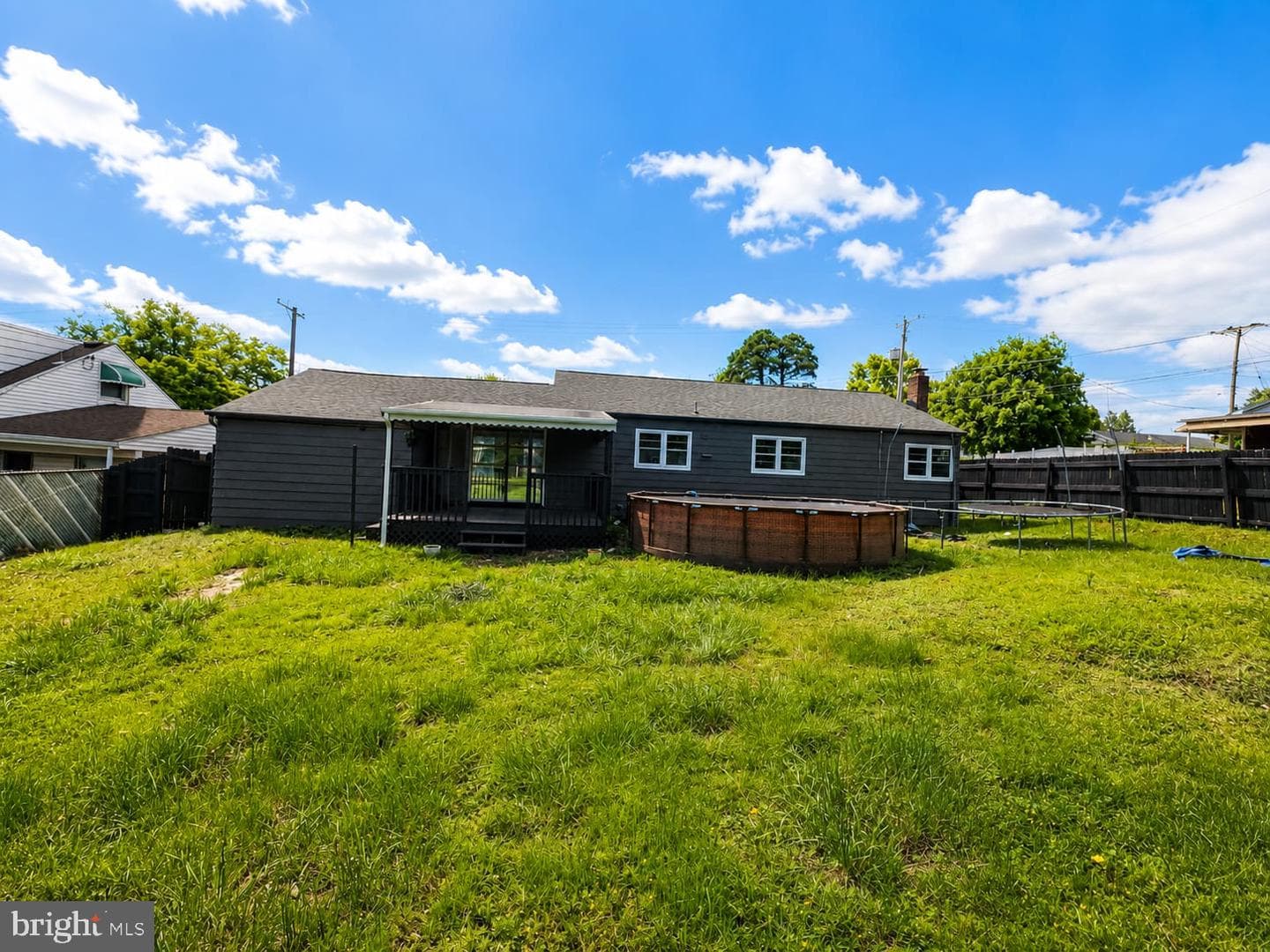1441 Liggett Avenue photo 12