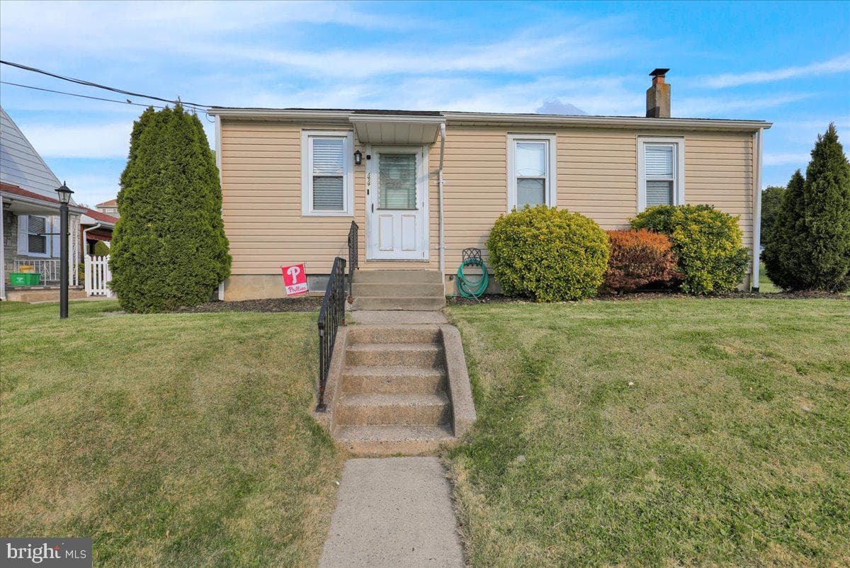 1414 Liberty Avenue photo 2
