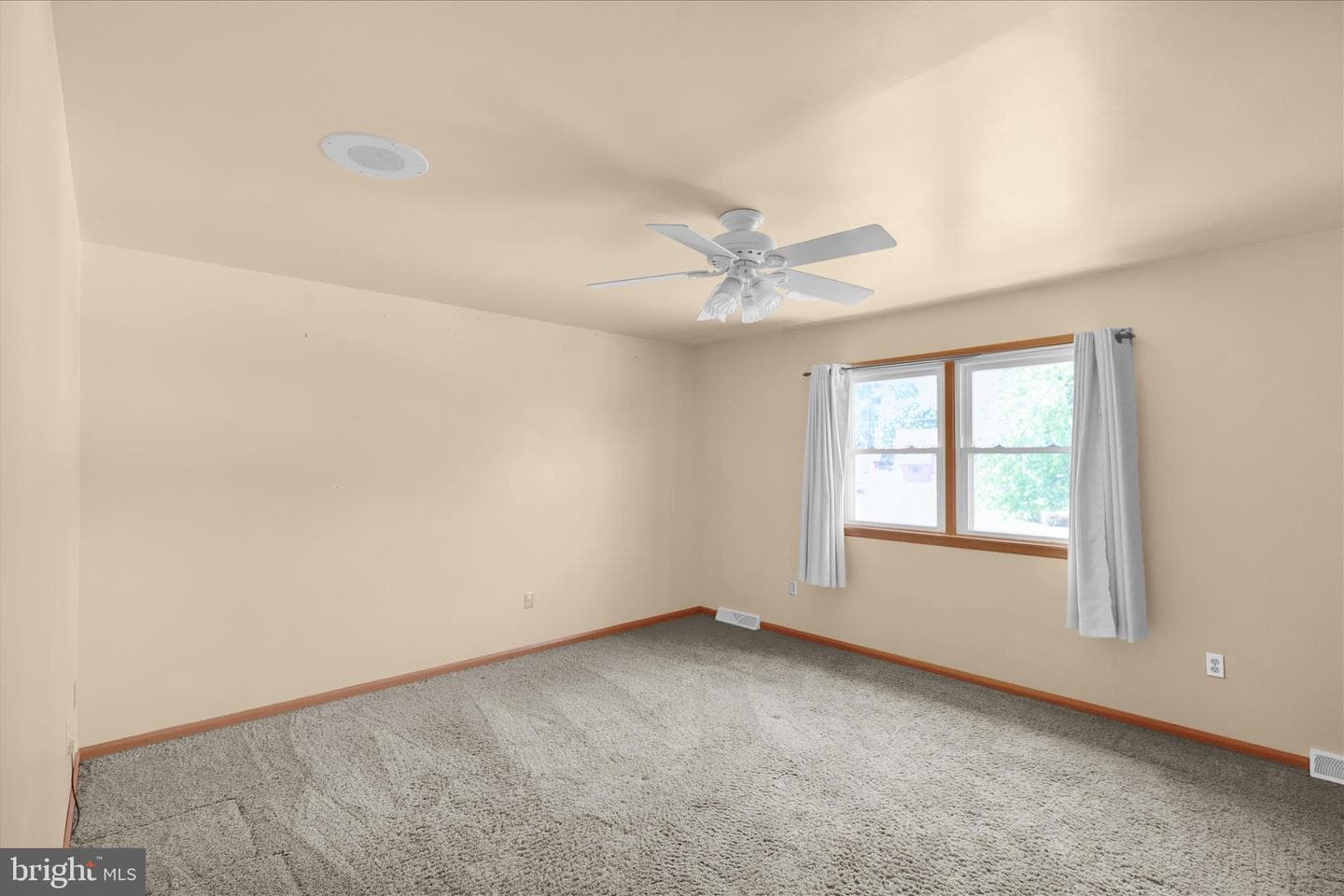 441 Degler Avenue photo 32