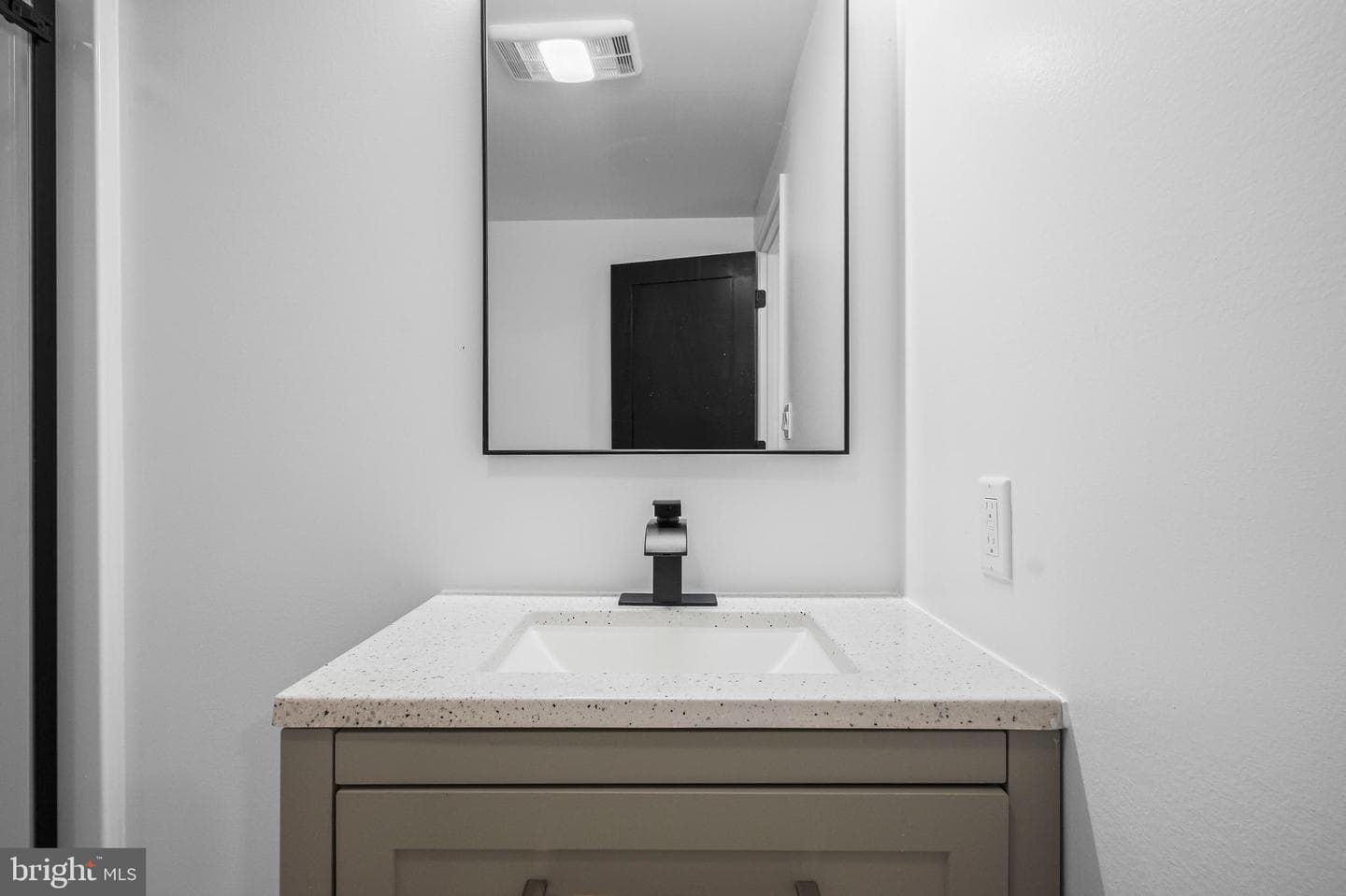 38 Dogwood Drive photo 79