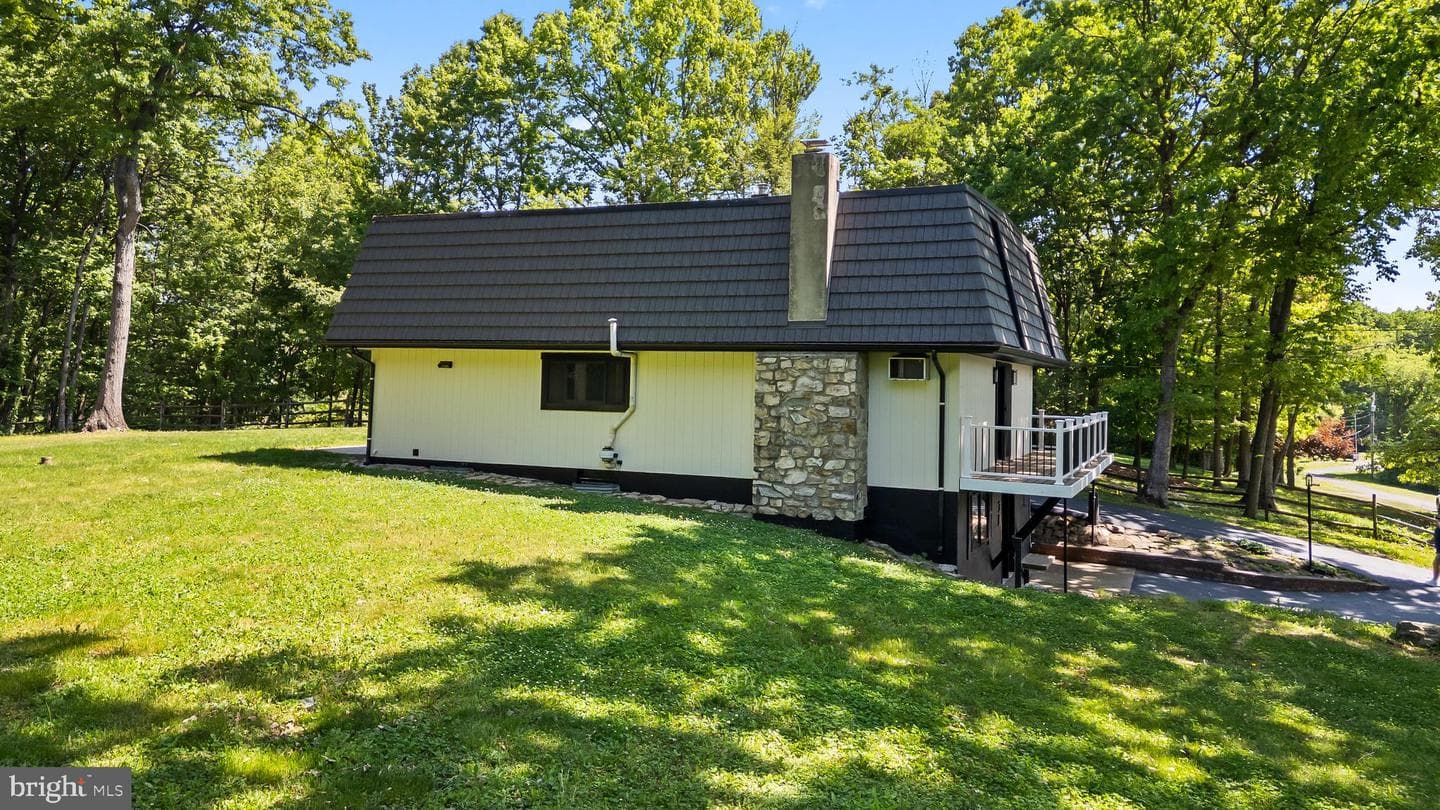 38 Dogwood Drive photo 8