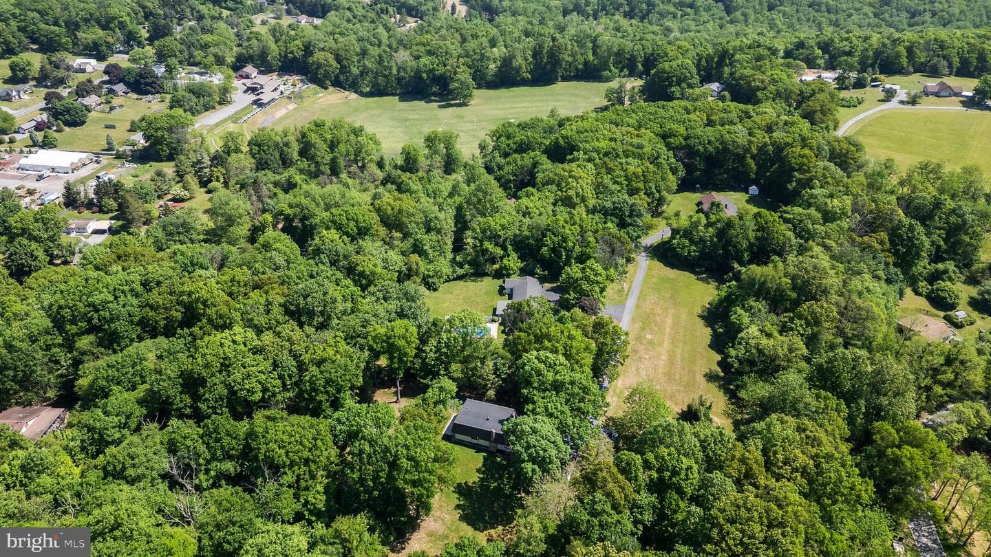 38 Dogwood Drive photo 88