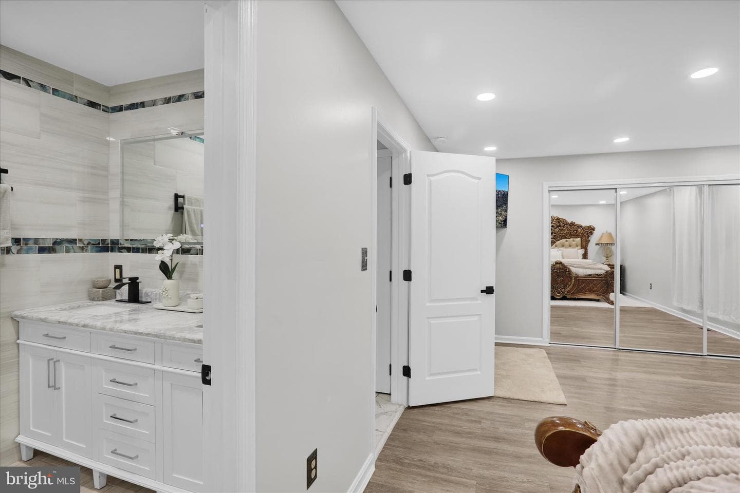 422 Noble Street photo 15