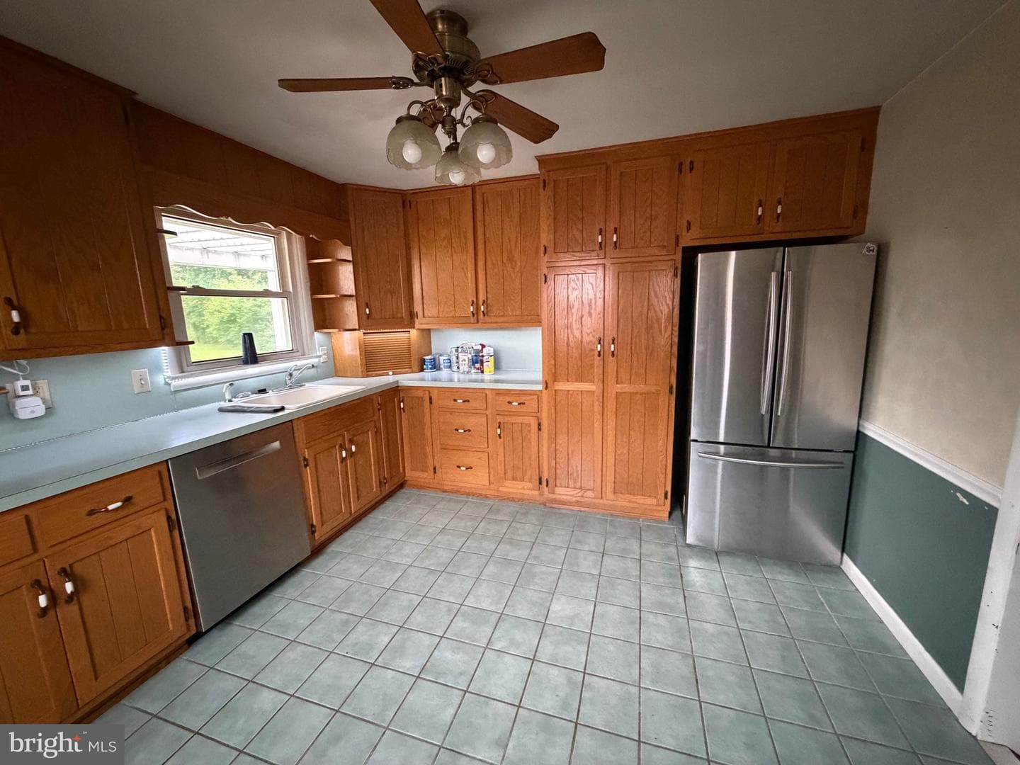 2312 Mckinley Avenue photo 14