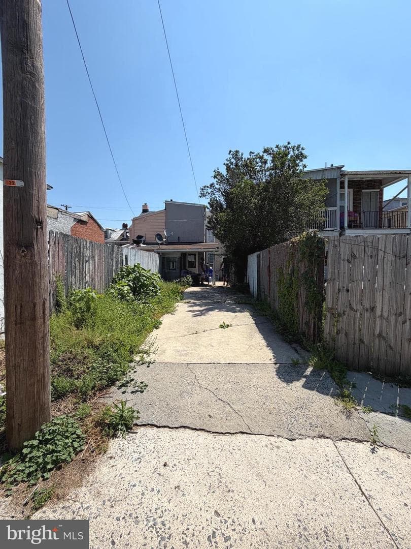 324 Spring Garden Street photo 11