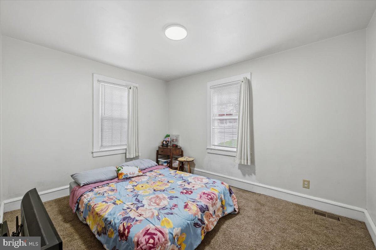 233 Constitution Boulevard photo 7