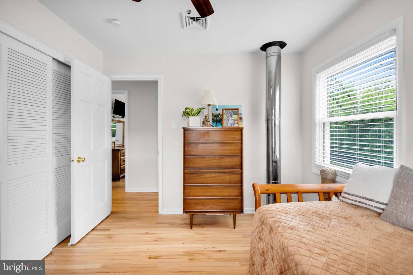 10 Evangeline Drive photo 25