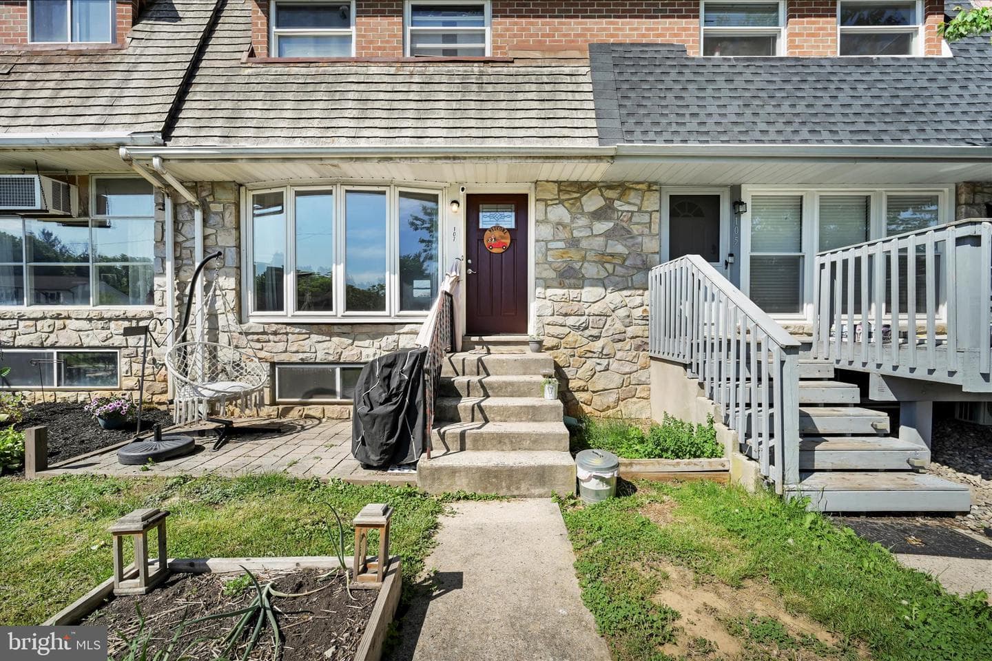 107 John Glenn Avenue photo 3