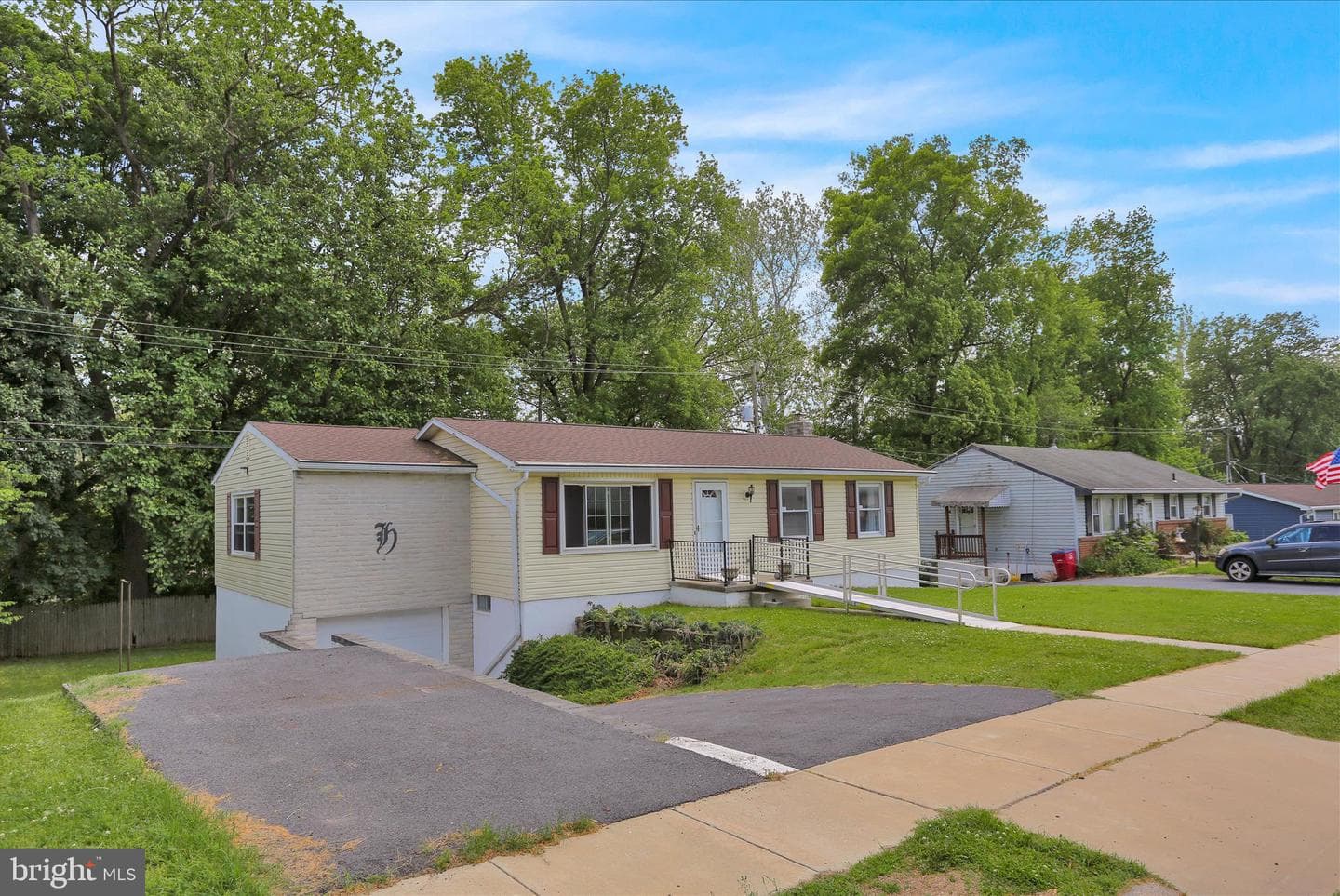 111 Aspen Avenue photo 2