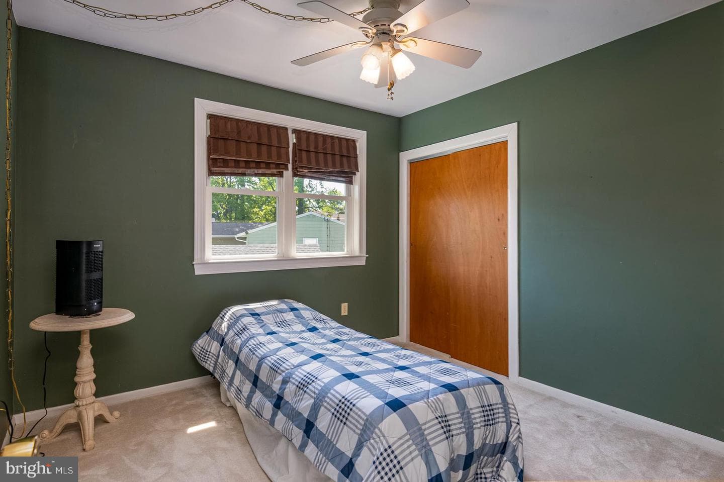 450 Silver Brook Drive photo 19