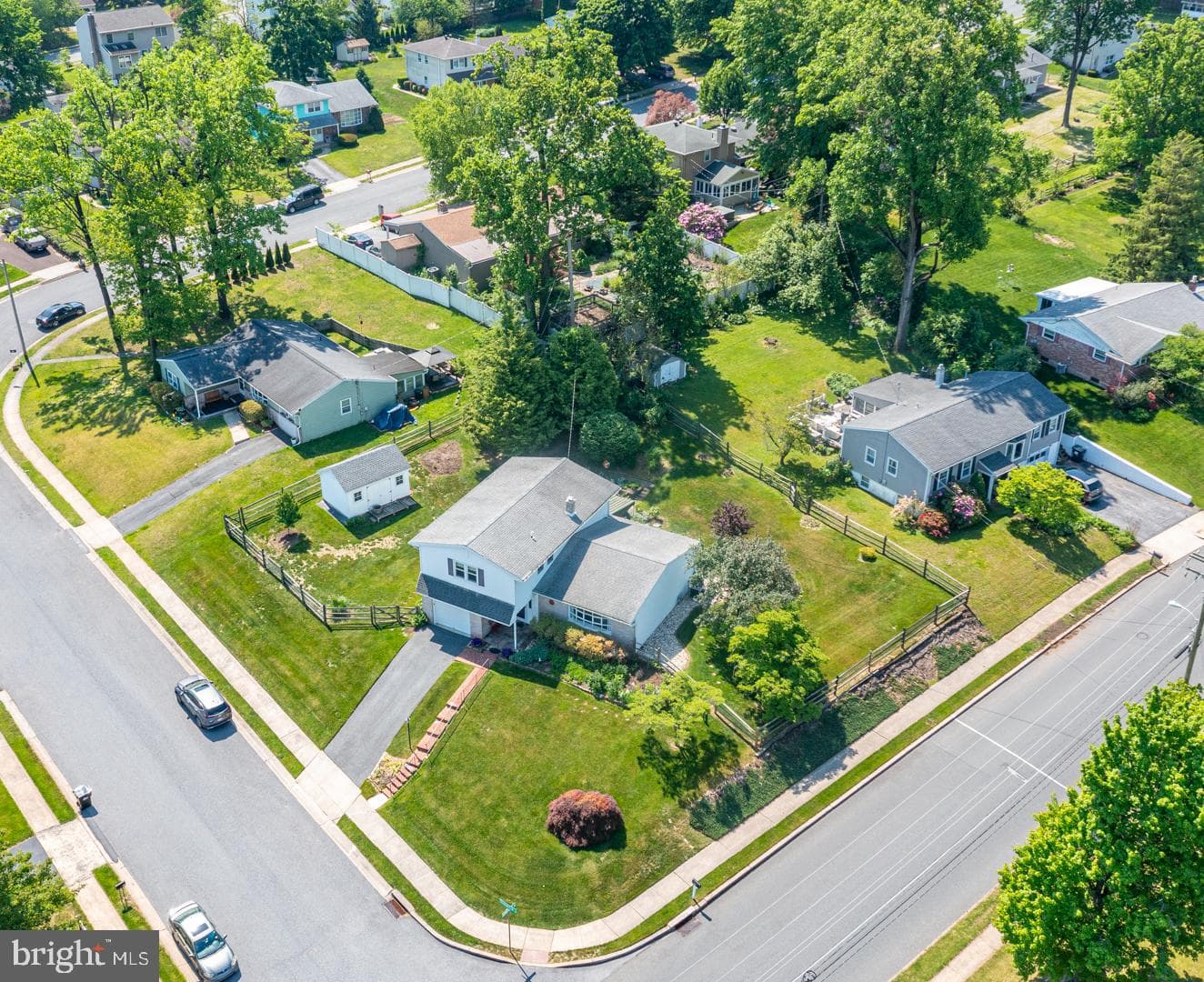 450 Silver Brook Drive photo 30