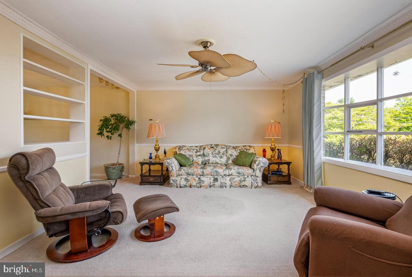 450 Silver Brook Drive photo 5