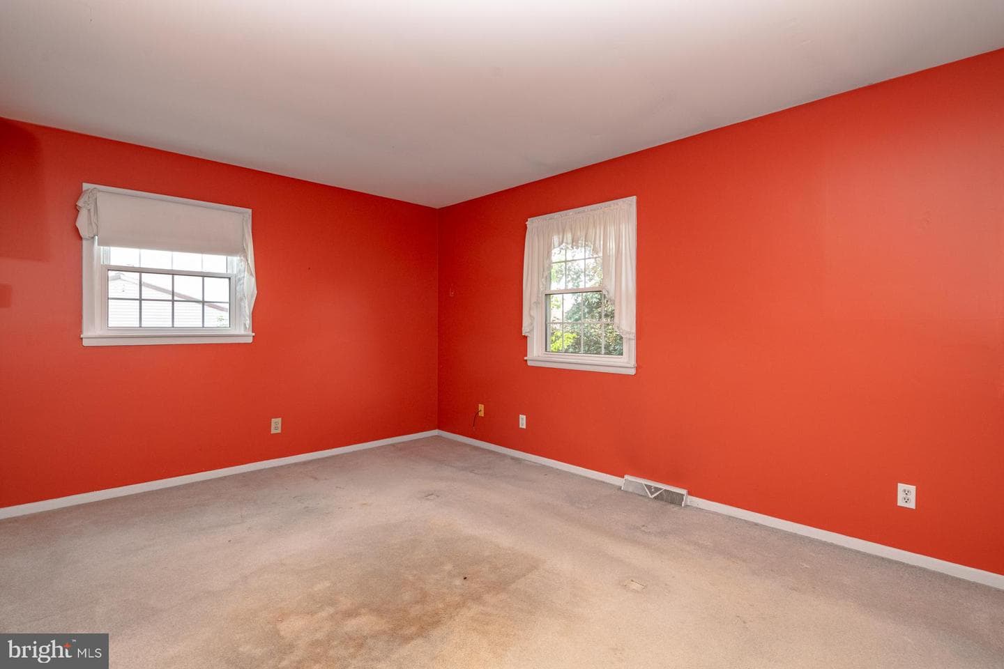 140 Hoch Avenue photo 14