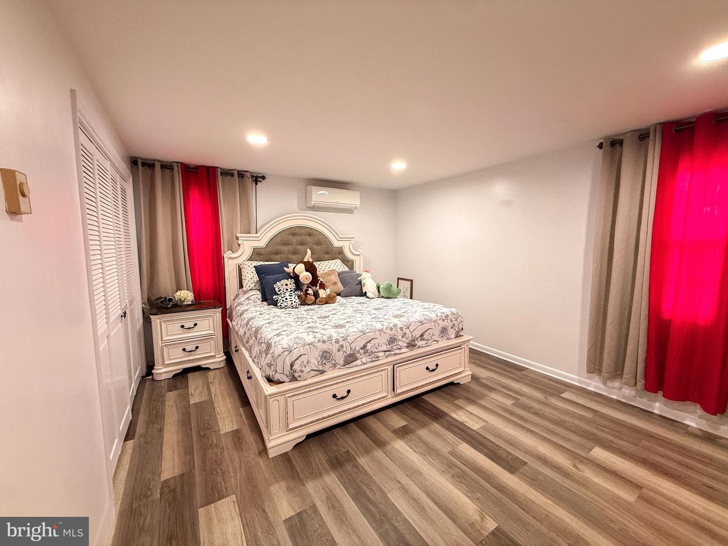 416 N Walnut Street photo 25