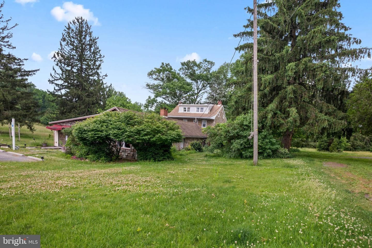 564 Blandon Road photo 3